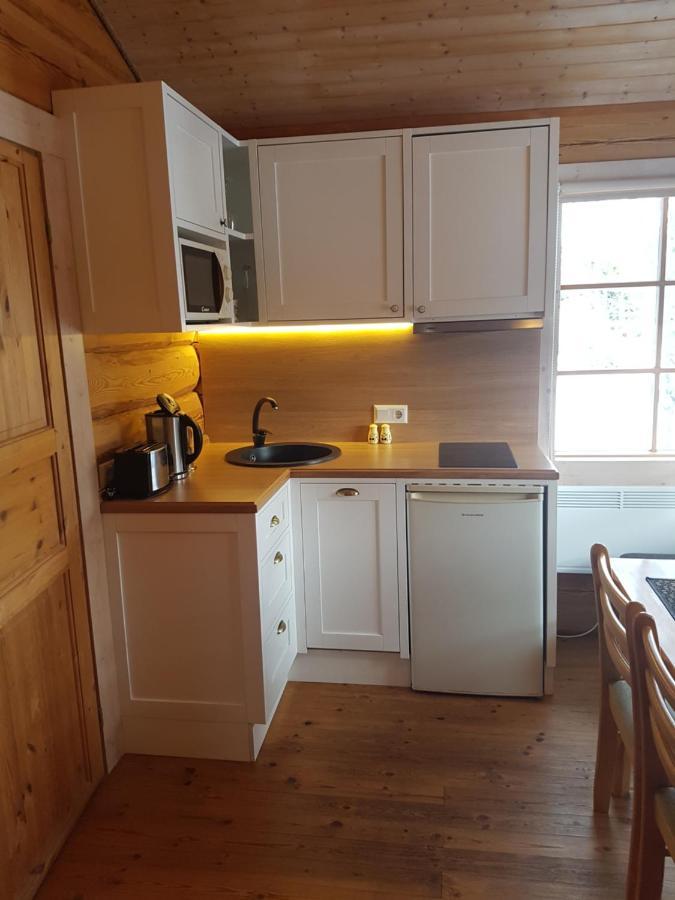 Arina Cottages Nasva Buitenkant foto